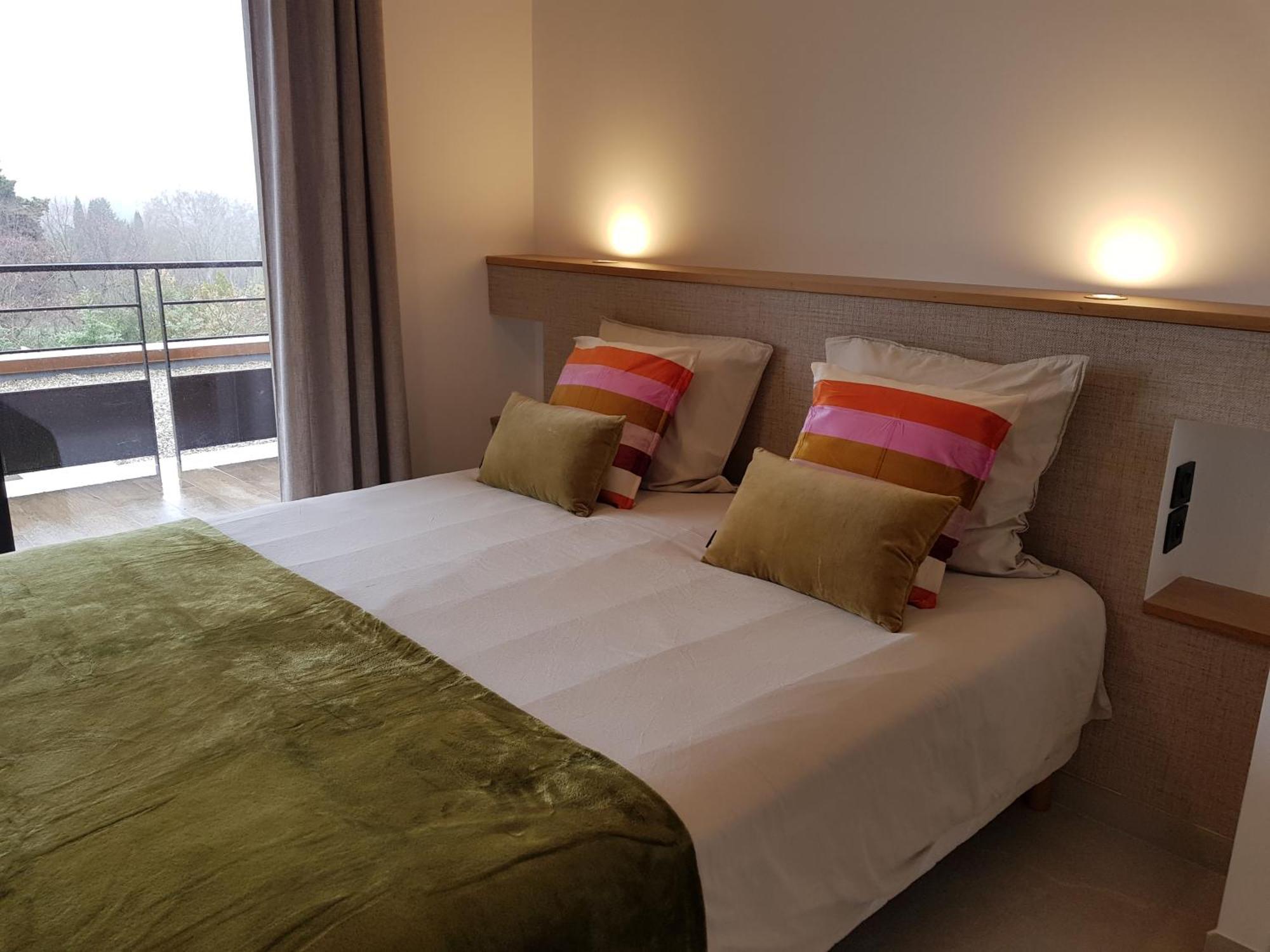 Holiday home St Francois Piscine Privee Chauffee ,clim ,parking Gratuit